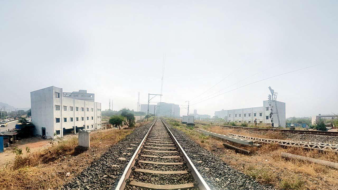 Maharashtra govt releases Rs 150 crore to MRVC but delay in funding leaves projects in disarray