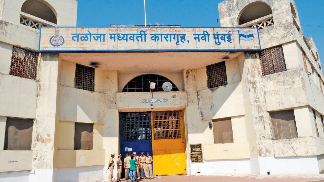 Elgar Parishad accused alleges harassment by Taloja jail officer