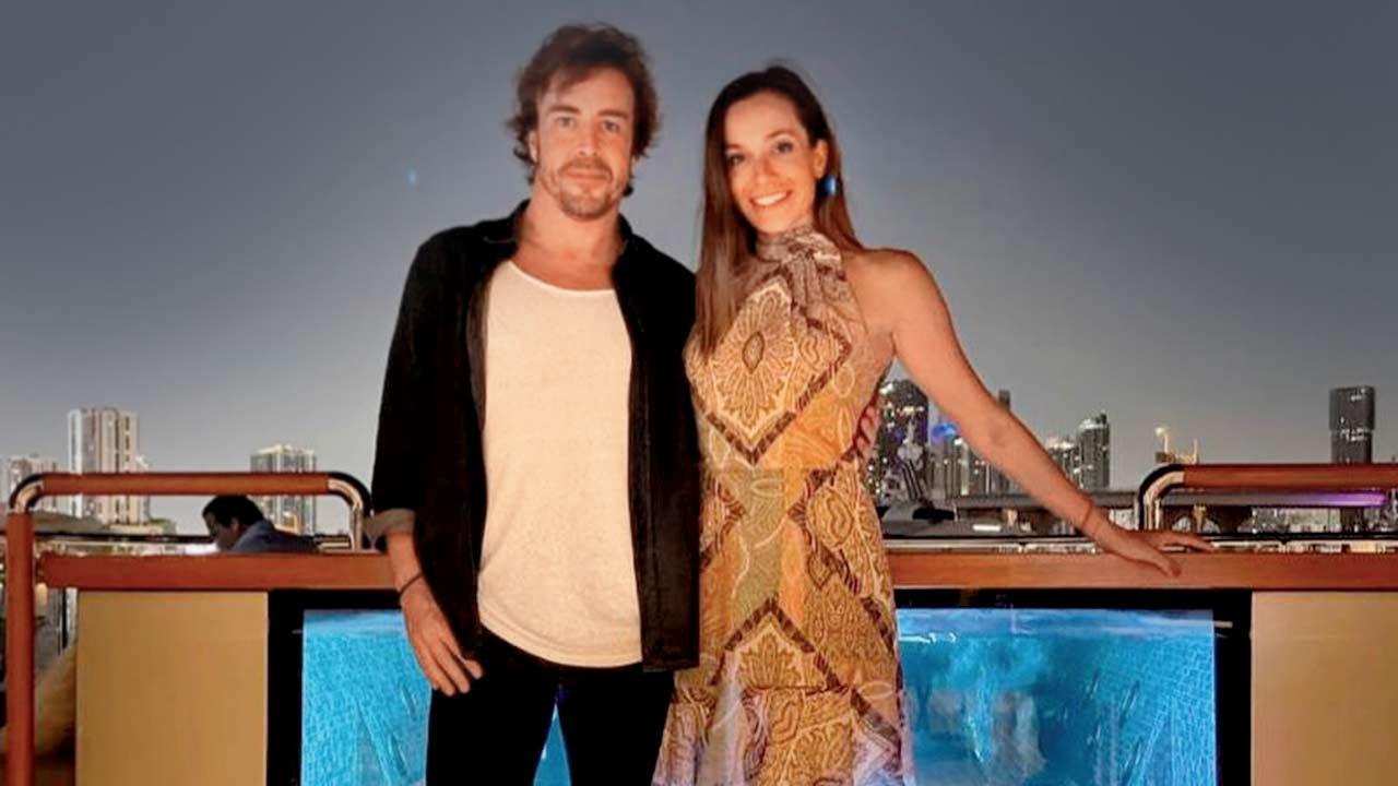 Alonso confirms dating TV presenter Schlager