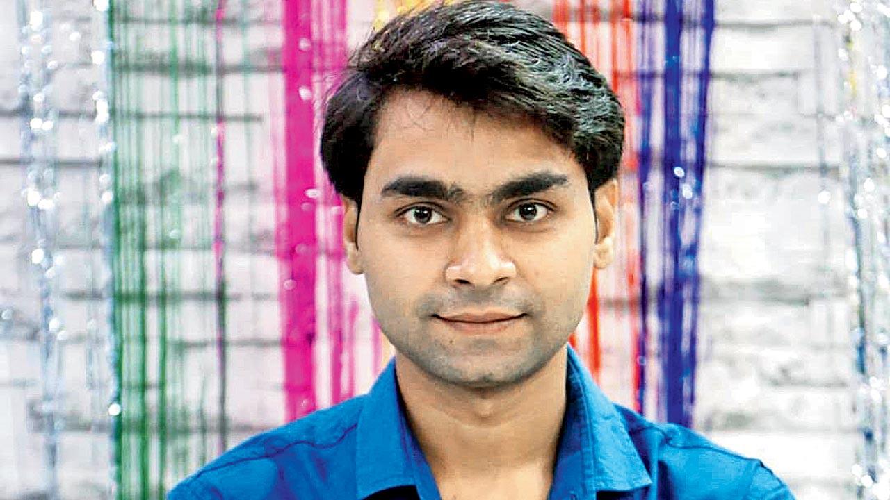 Mandaleshwar Singh, who has his own digital news site in Jaipur, uses Twitter to connect with politicians and other government officials, and ask tough questions 