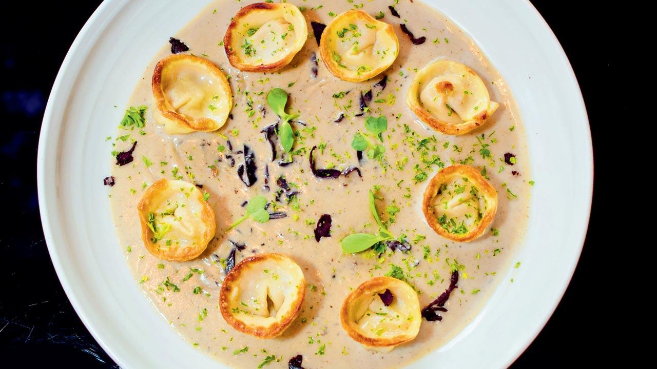 Crab  tortellini