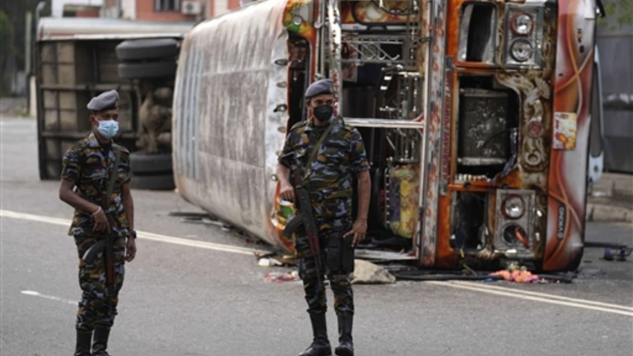 Sri Lanka issues shoot-on-sight orders as protests intensify