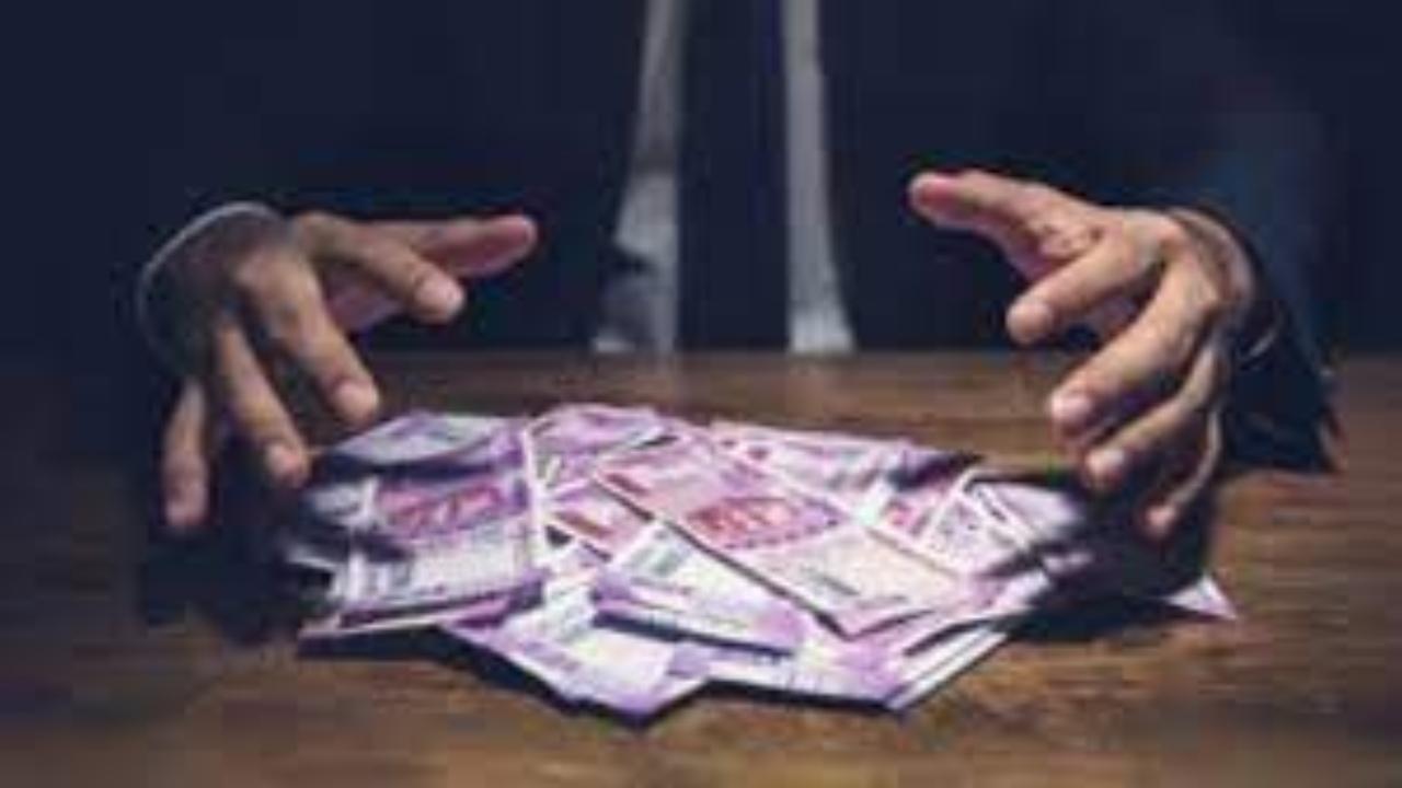 Thane: Ten policemen suspended for pocketing Rs 6 crore of seized cash