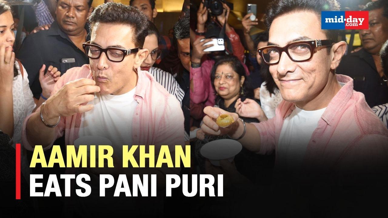 Aamir Khan eats pani puri at the screening of Laal Singh Chaddha trailer