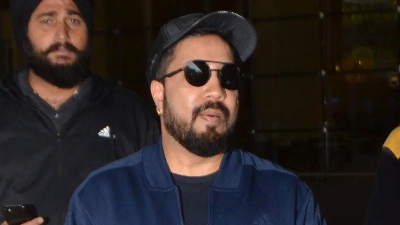 Mika Singh mourns Sidhu Moose Wala's demise, says 'Please take strong action against these criminals'