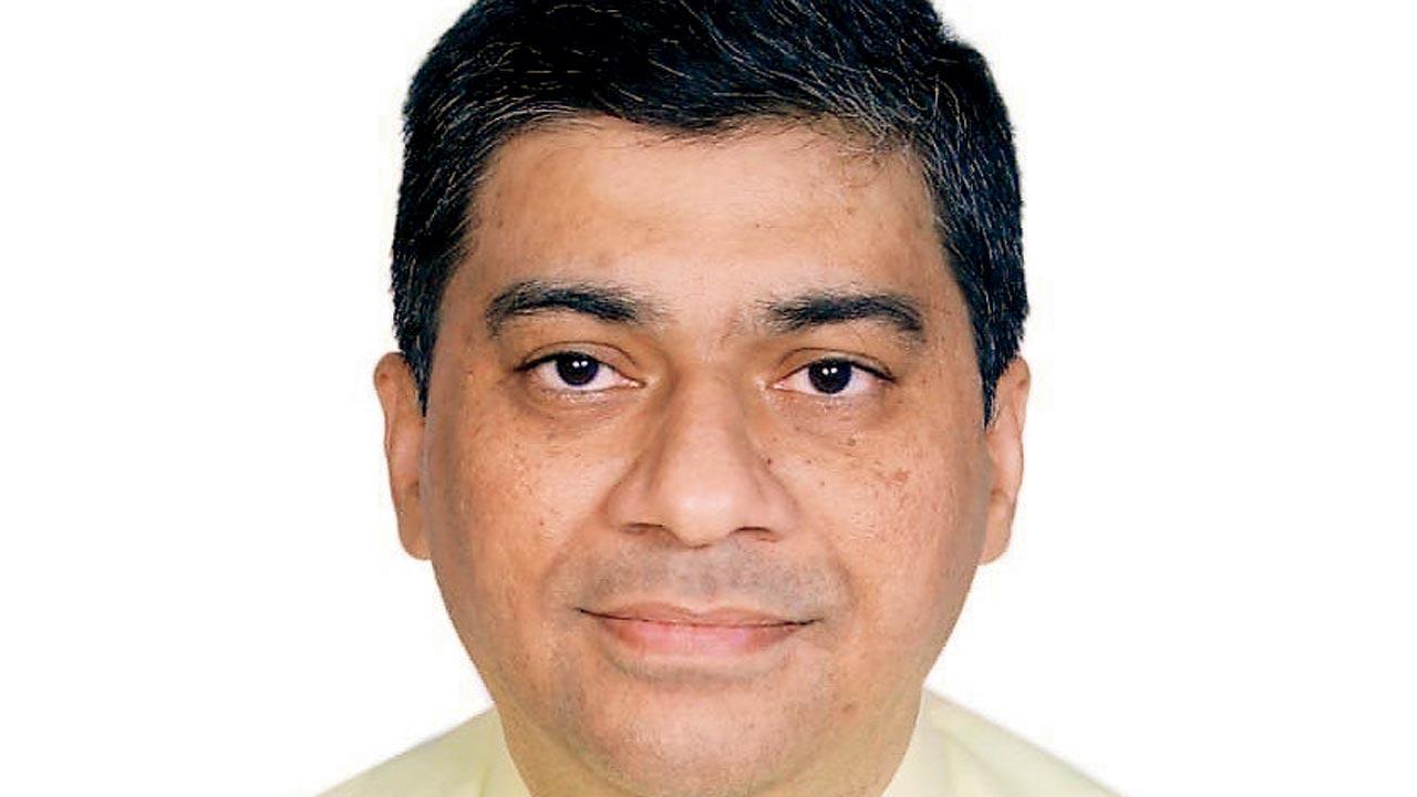 Dr Ketan Vagholkar, DY Patil Medical College