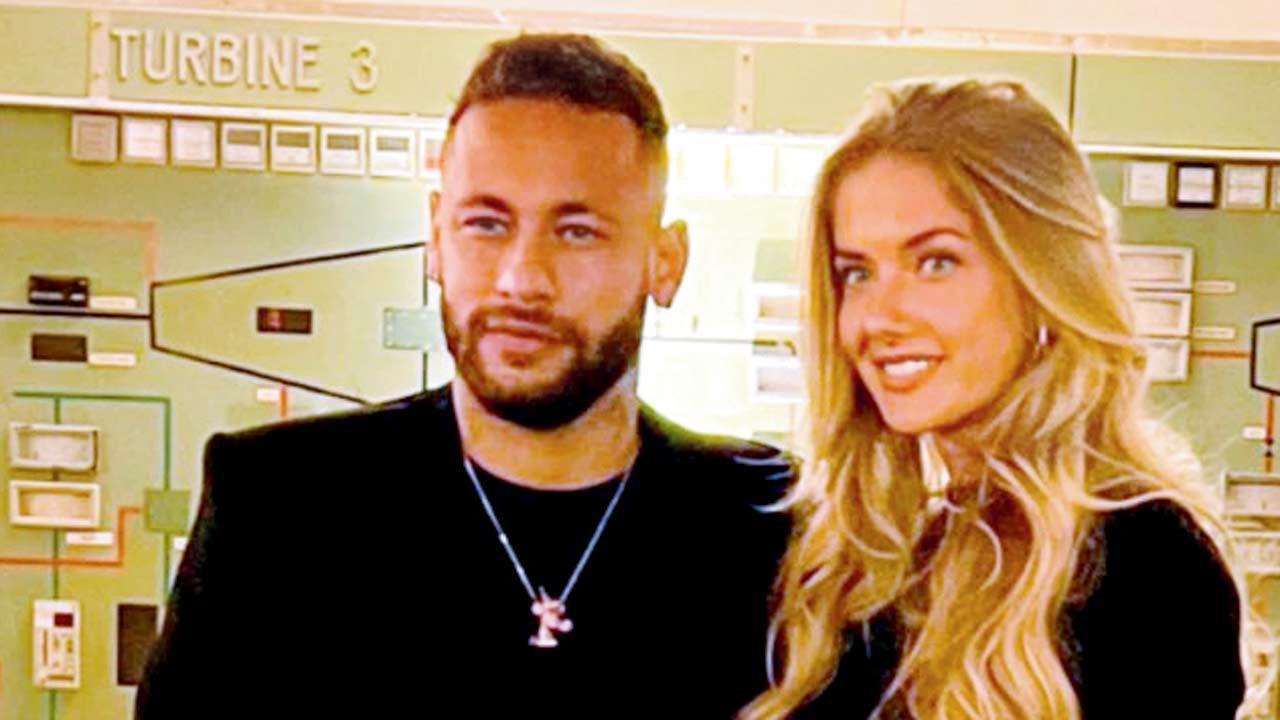 Neymar hangs out with 'world's sexiest athlete' Alica Schmidt and