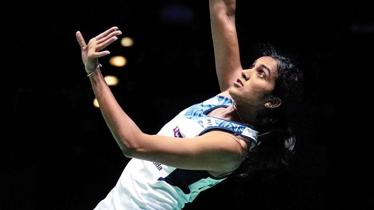 Sindhu stuns Yamaguchi to enter semi-finals