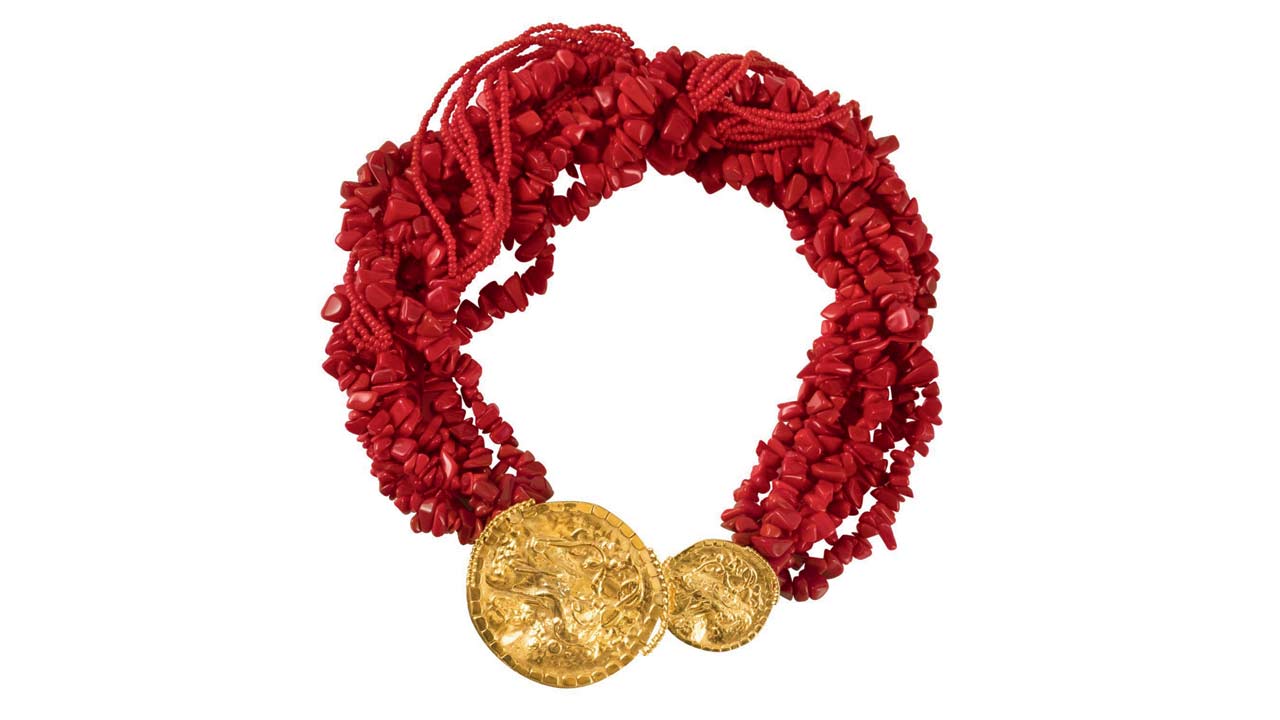 Pathor choker (left) kaafi kolli ring