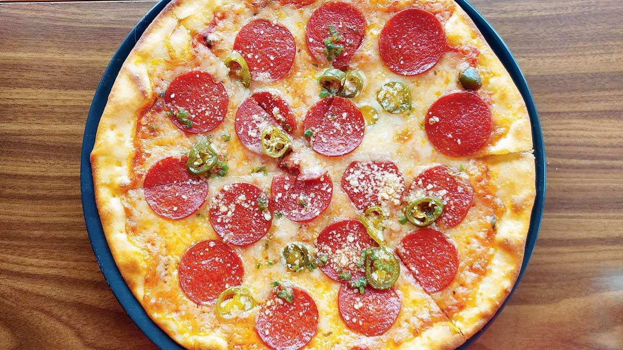 Zorawar Kalra launches gourmet pizza kitchen