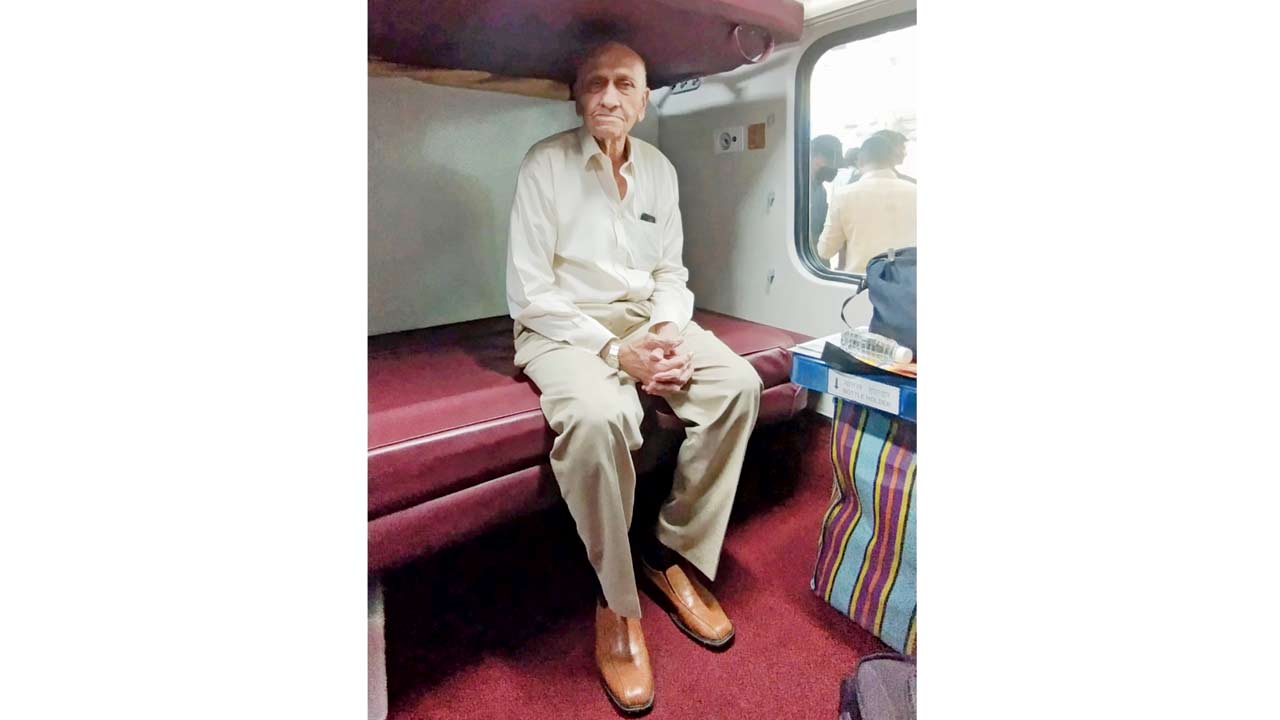 Passenger, Qamruzzaman Sarang, who was on the train’s first journey. Pics/Rajendra B. Aklekar
