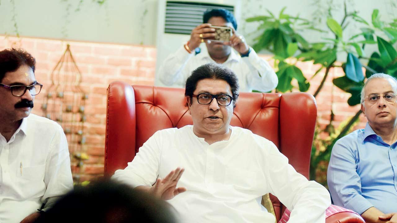 MNS chief Raj Thackeray puts off Ayodhya visit, will tell why on Sunday