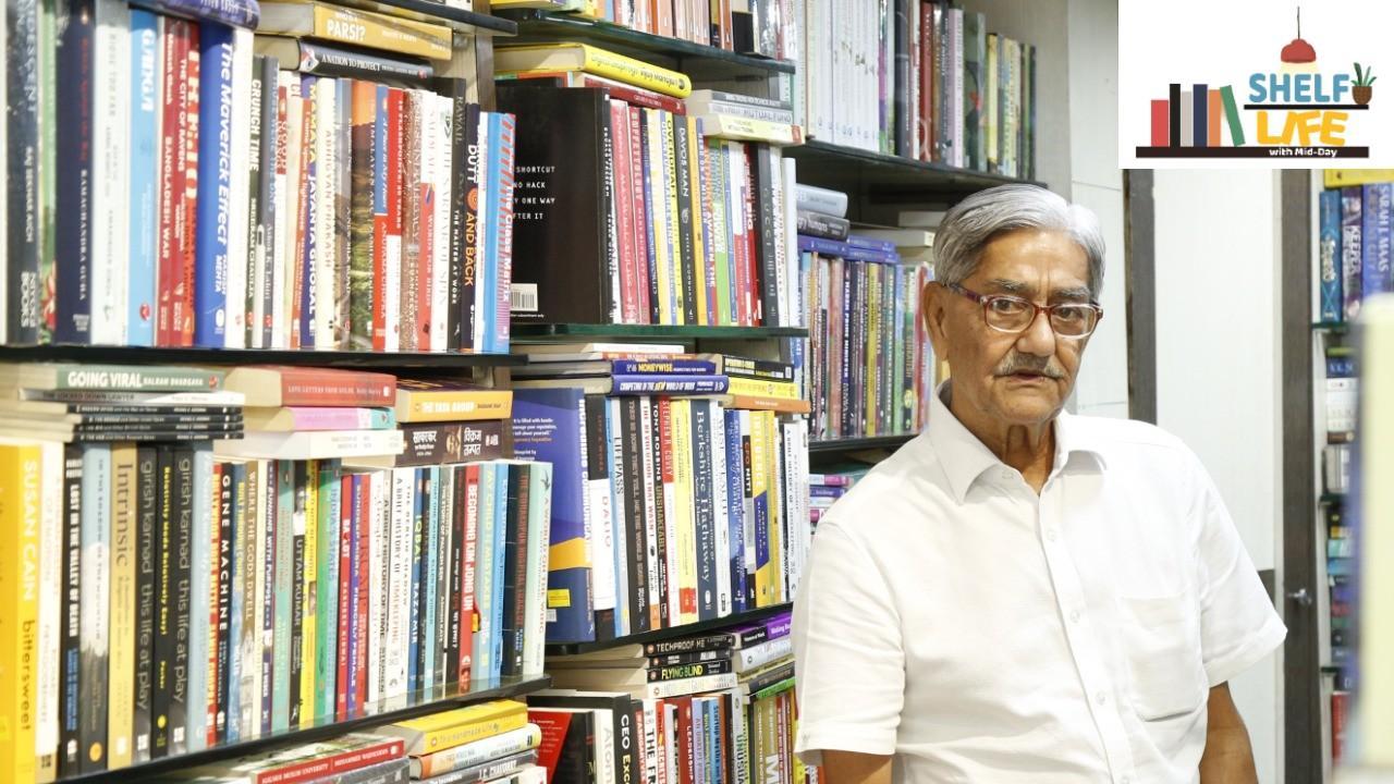 Rajan Jerajani has been running Happy Book Stall since 1976 and was joined by his son 17 years ago to take the business forward. Photo: Manjeet Thakur/Mid-day file pic