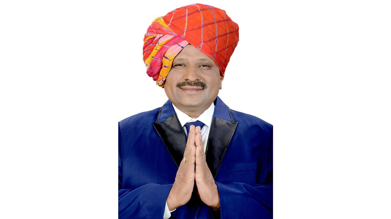 Rohit Ji Thakor is a strong pillar between the public and the government.
