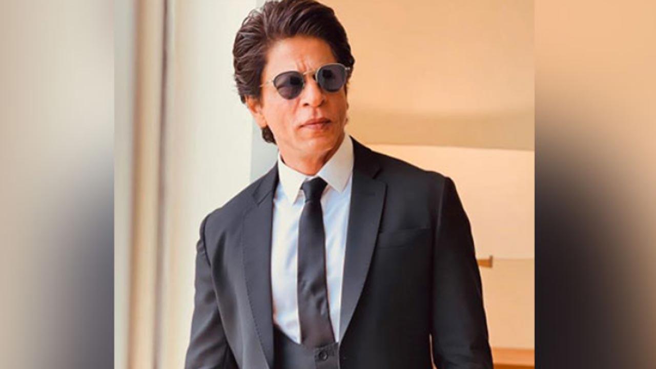 Shah Rukh Khan dons dapper black suit for Delhi visit