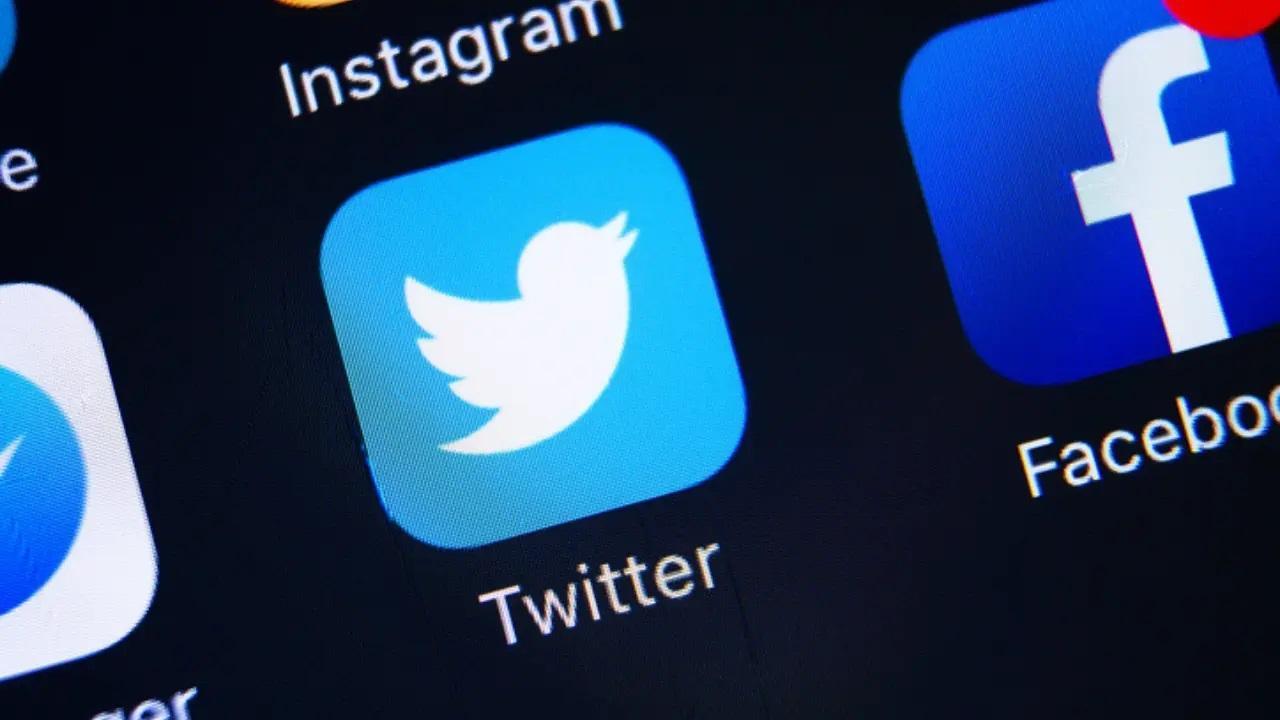 Twitter testing new feature allowing users to share tweets with selected people