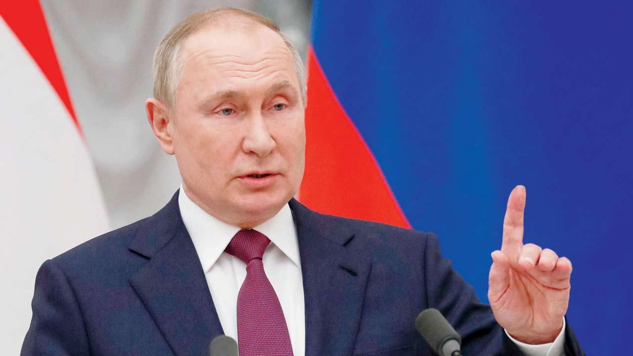Putin orders retaliatory sanctions against the West: Kremlin