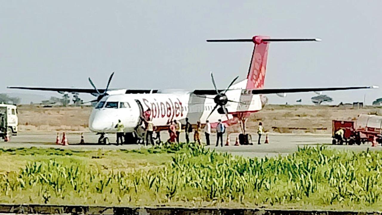 A flight from Tirupati lands at Shirdi Airport. Pic by Deepak Kapoor on Twitter