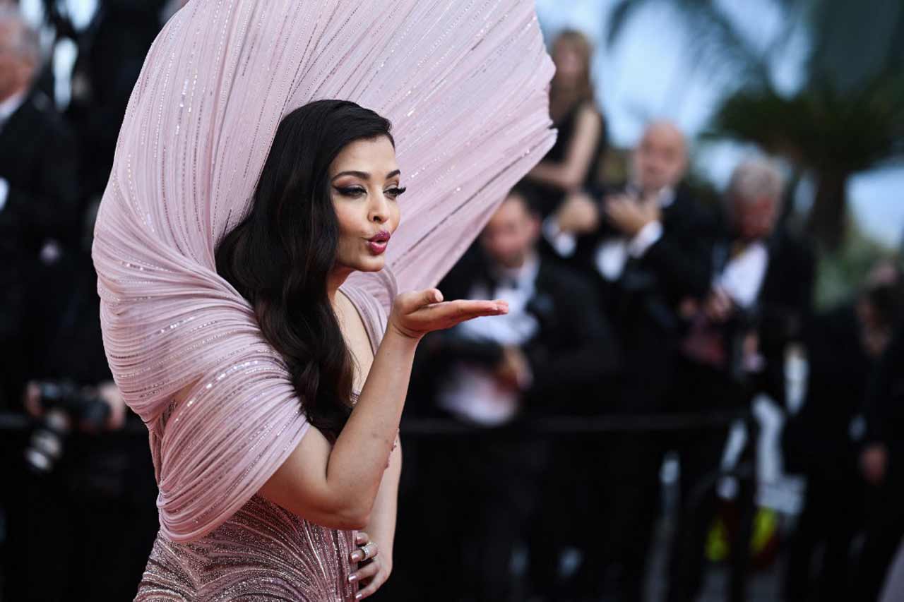 Aishwarya has been a regular attendee at the Cannes Film Festival for years now. 