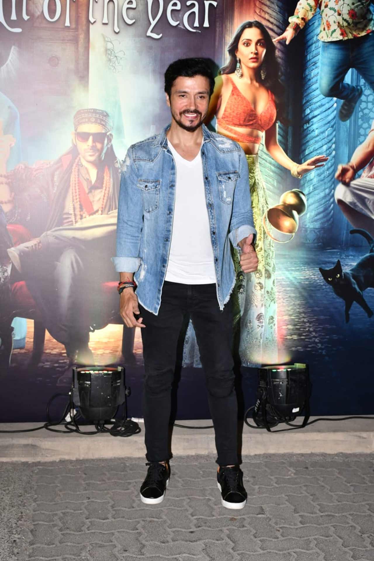 Darshan Kumar was all smiles when snapped at the Bhool Bhulaiyaa 2 success party.