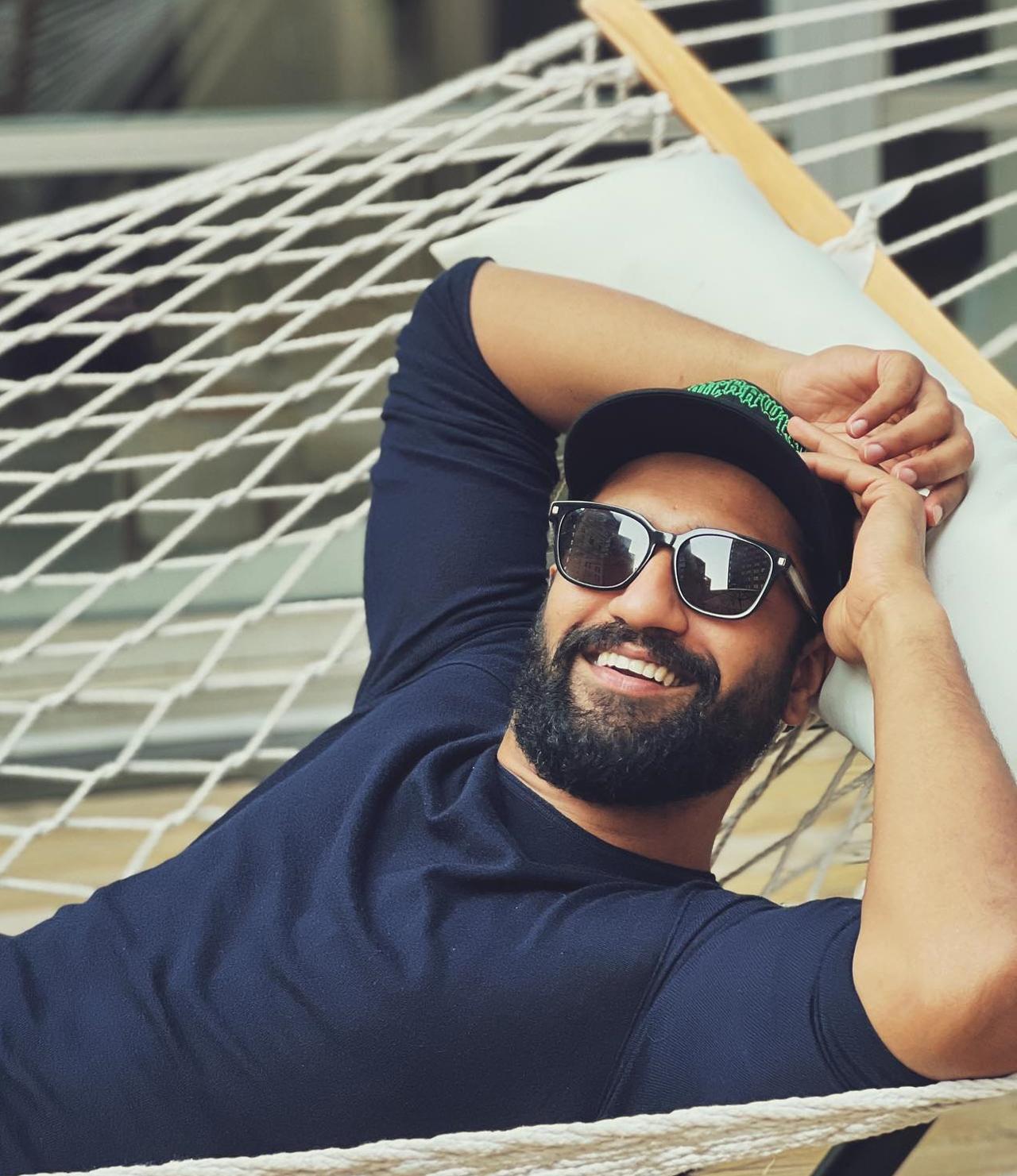 Vicky Kaushal turned 34 yesterday on May 16. The actor has now shared some adorable pictures with fans on social media. He even wrote a lovely caption and the images were lovlier. 