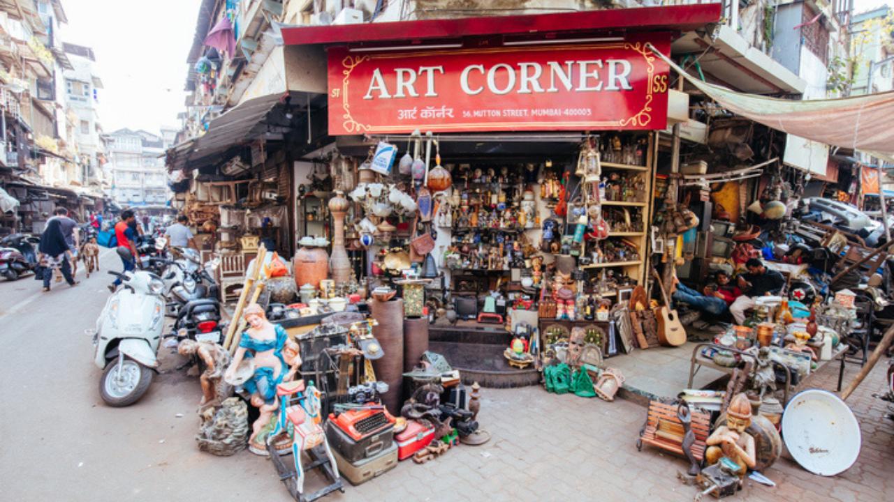 Six historic bazaars in India you must visit!