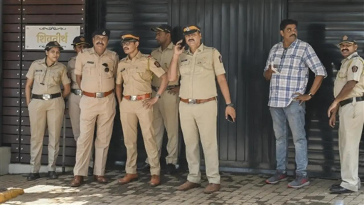 Loudspeaker row: Maharashtra Navnirman Sena leaders Sandeep Deshpande, Santosh Dhuri booked