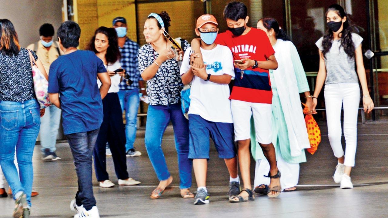 Mumbai registers one Covid death, 155 new cases