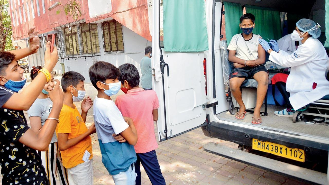 Covid-19: BMC bringing jabs to kids, teens at tourist hotspots   