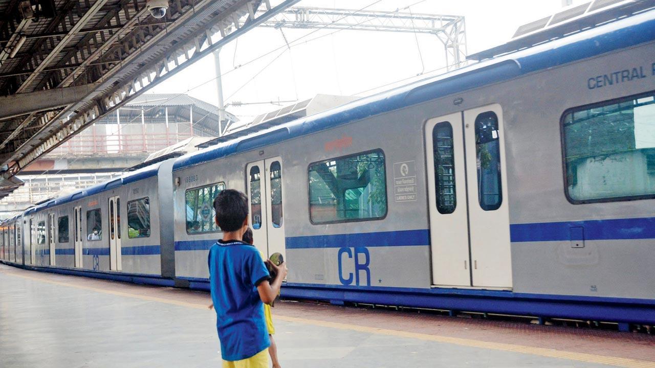 Commuters question Central Railway’s decision to not run AC trains on Sundays, public holidays