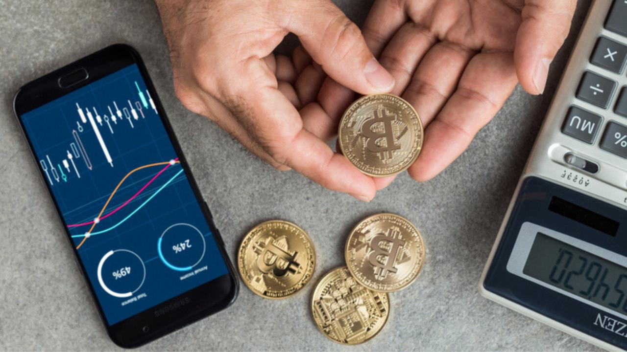 Crypto investors panic as Bitcoin drops below $30,000-mark