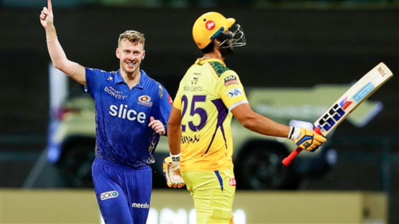 IPL 2022: No DRS for 1.4 overs due to power failure during Chennai Super Kings vs Mumbai Indians match in Mumbai
