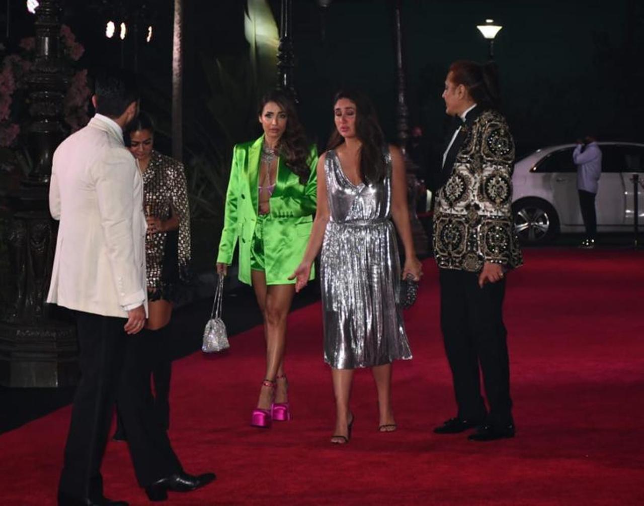 Another caught off guard moment. Why is Kareena irritated? Any guesses?