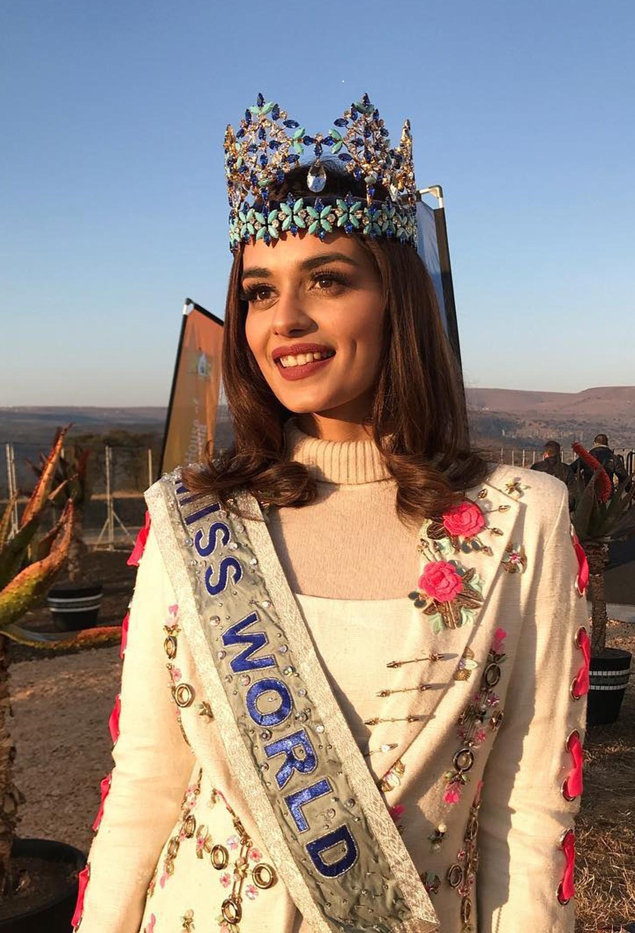 South Africa
Manushi flaunts her Miss World crown with elan in this picture clicked in South Africa as she flashes her beautiful smile. She writes, 