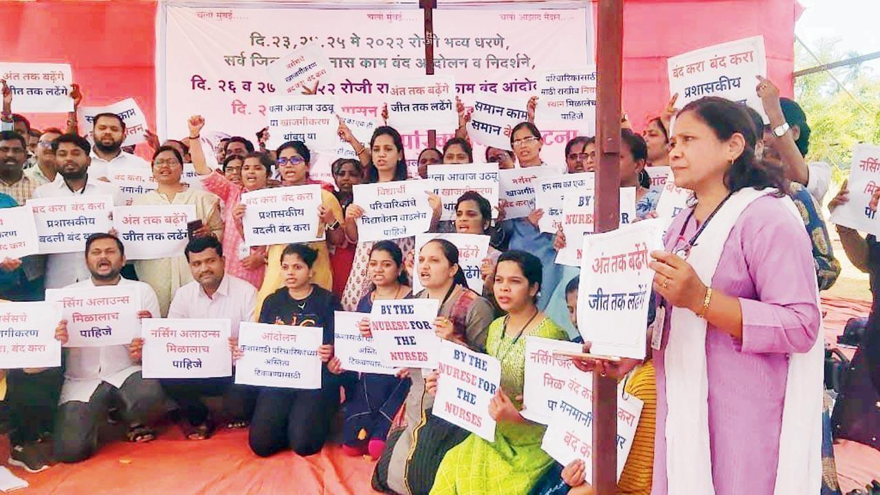 Maharashtra: Over 15,000 nurses of state-run hospitals go on strike over outsourcing of recruitment