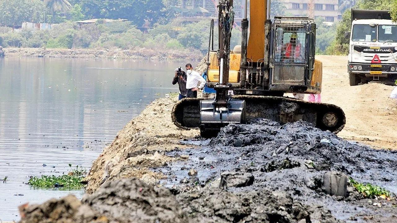 Ahead of monsoon, BMC completes only one-third of its drain-cleaning target
With little over a month to go before the monsoon hits the city, the BMC has completed just 34 per cent of its drain-cleaning target. While civic chief Iqbal Singh Chahal had asked his teams to get nullahs cleaned in double shifts and finish the work by May 15, it is unlikely that it would be done even by May 31.