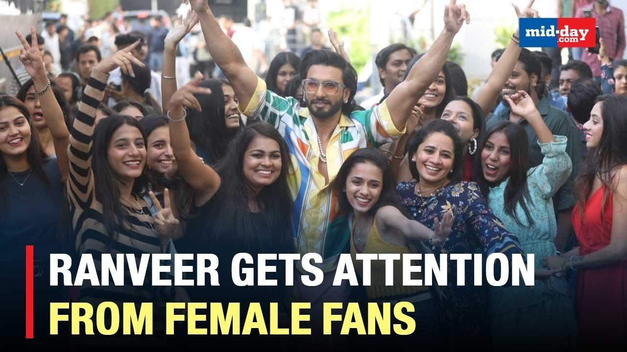 Ranveer Singh gets attention from female fans