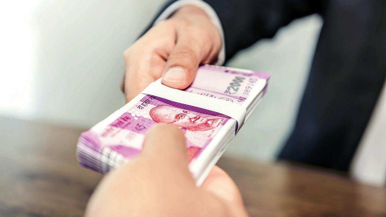 The complainant had taken Rs 8,800 as loan. Representation pic