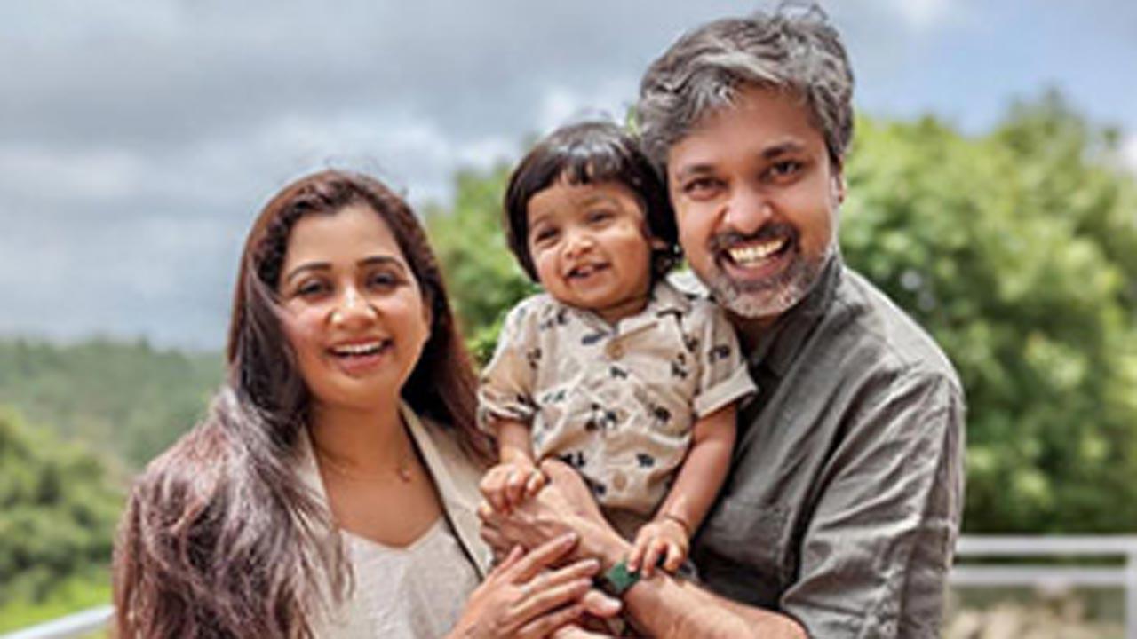 Shreya Ghoshal pens a heartfelt note for son as he turns one, shares family photo
