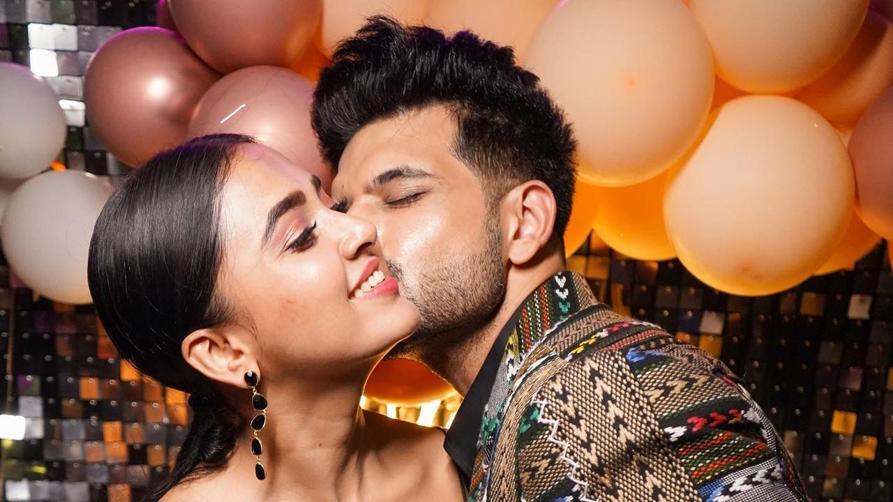 Karan Kundrra says Tejasswi Prakash is delaying their wedding as she's quite occupied
