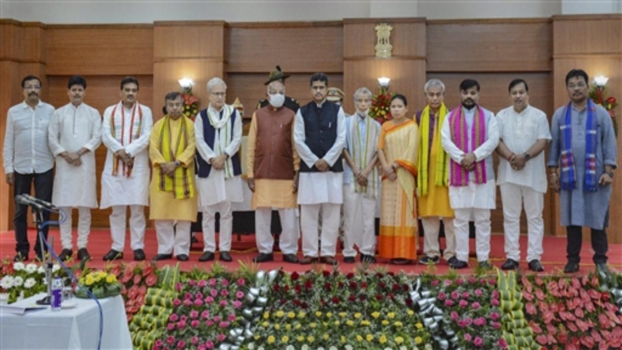 11 Tripura MLAs in Manik Saha cabinet take oath