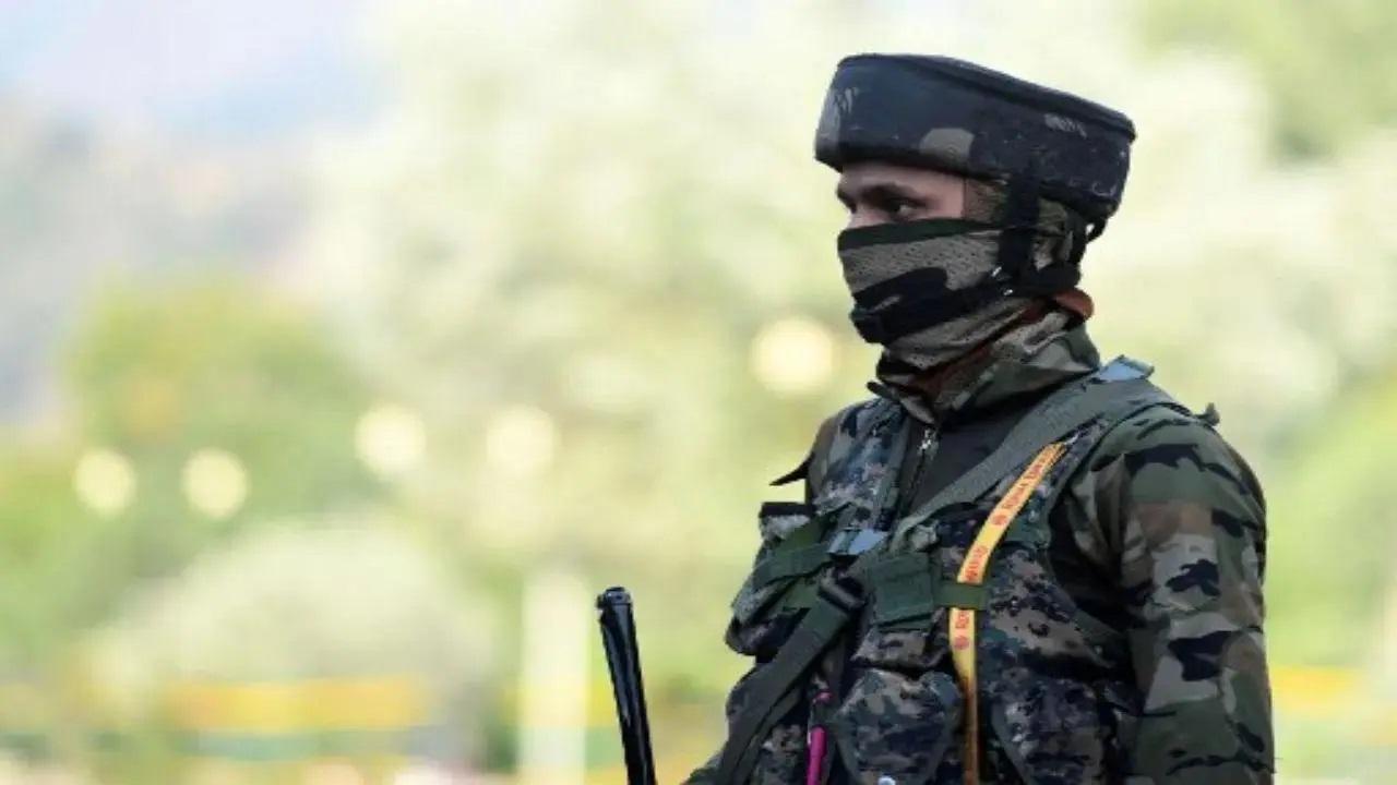 Kashmiri Army Sex - 300 terrorists active in Jammu and Kashmir: Army commander