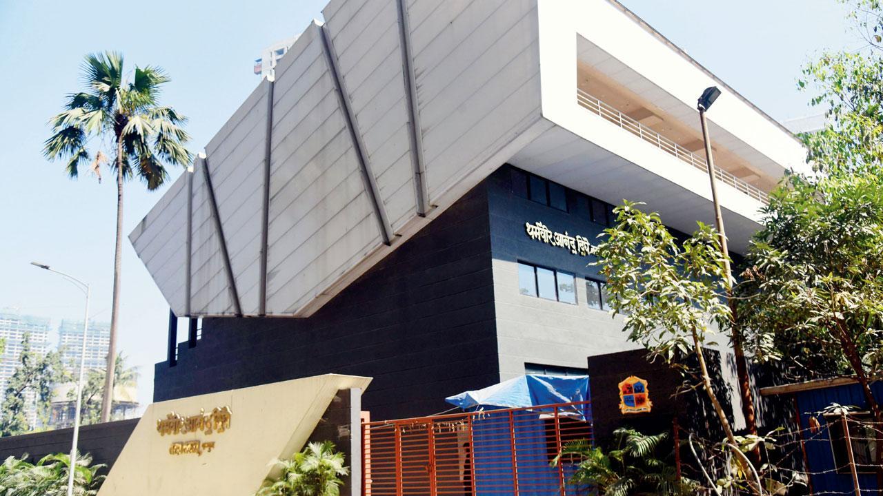 Thanekars’ long wait to use Balkum pool just got longer