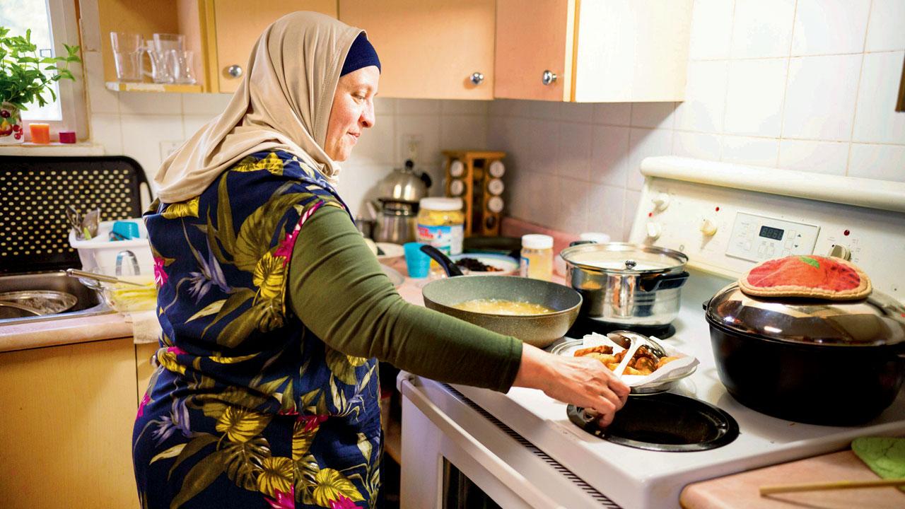 A group of formerly home-bound Syrian refugee women overcome their isolation in a foreign land through a food collective called Tayybeh, which specialises in Syrian regional cuisines. They cater to dinners at public events and run a food truck, all while learning to conduct a business with the discipline it entails