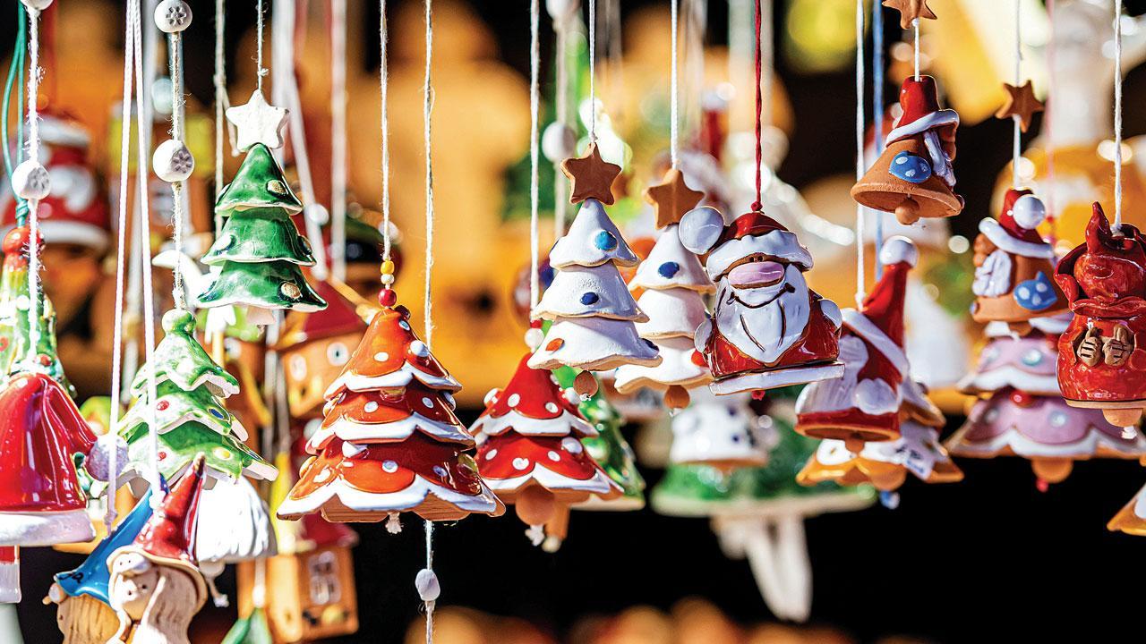 Sign up for a ceramic ornaments workshop this holiday season