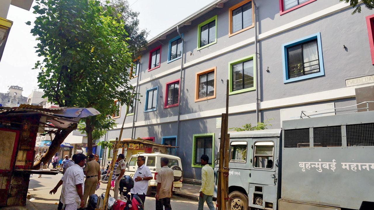 Mumbai: Cylinder blast at Dadar school leaves 3 injured