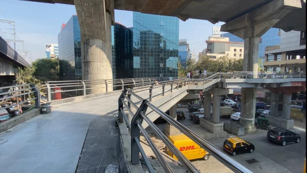 Mumbai: FOB connecting two important metro lines completed in record time