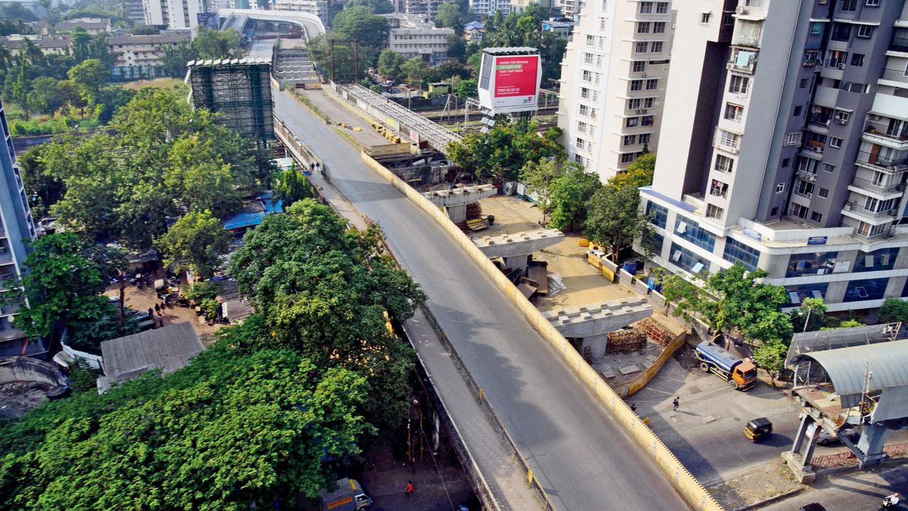 Gokhale bridge in Andheri was closed on November 7. Pic/Nimesh Dave