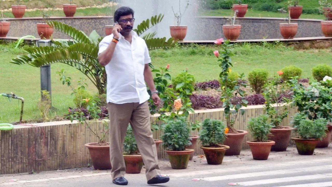 Jharkhand CM Hemant Soren skips ED summons, going to Chhattisgarh to attend tribal programme