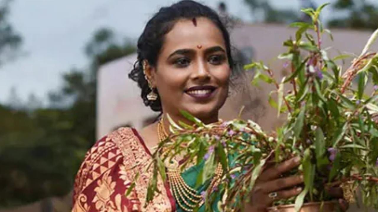 Actor Kalyani Kurale killed in road accident in Kolhapur
